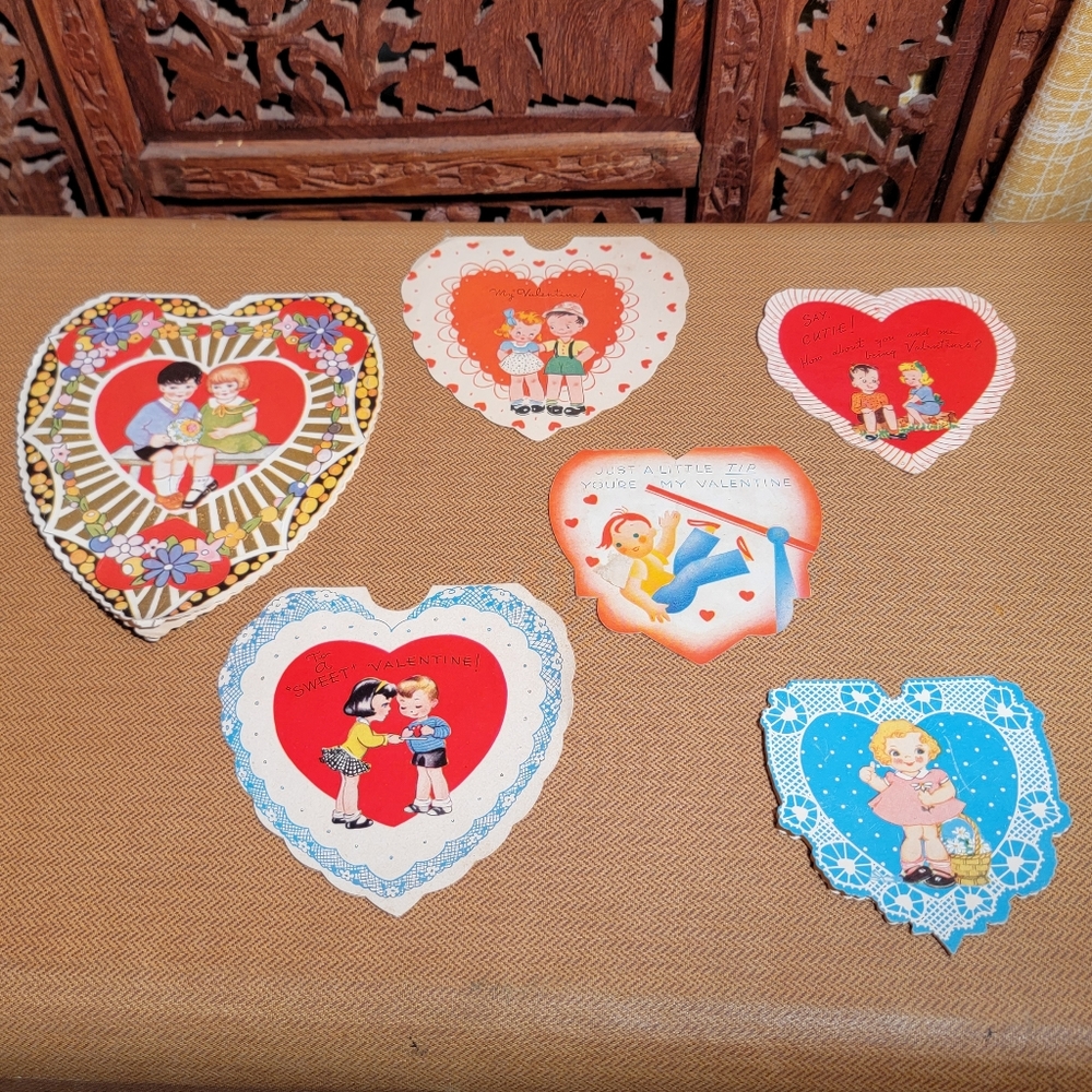 Vintage Set of 6 Heart Shaped Valentines